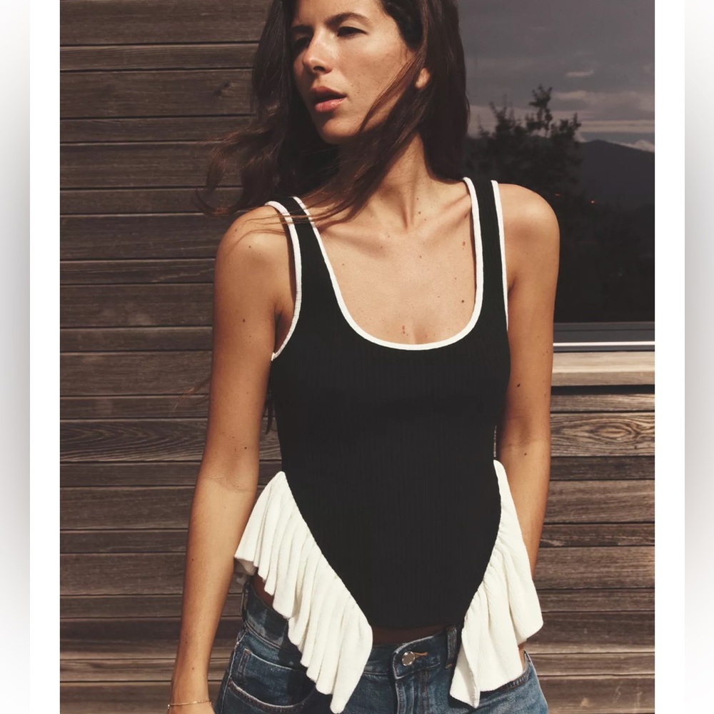 Zara CONTRAST KNIT TOP